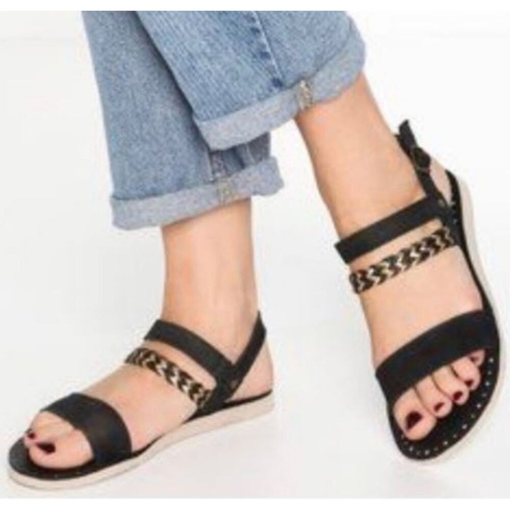 Ugg Black Leather Elin Sandals Buckle Flats Braided Gold Accents Women Sz 7M‎ US - Picture 2 of 12